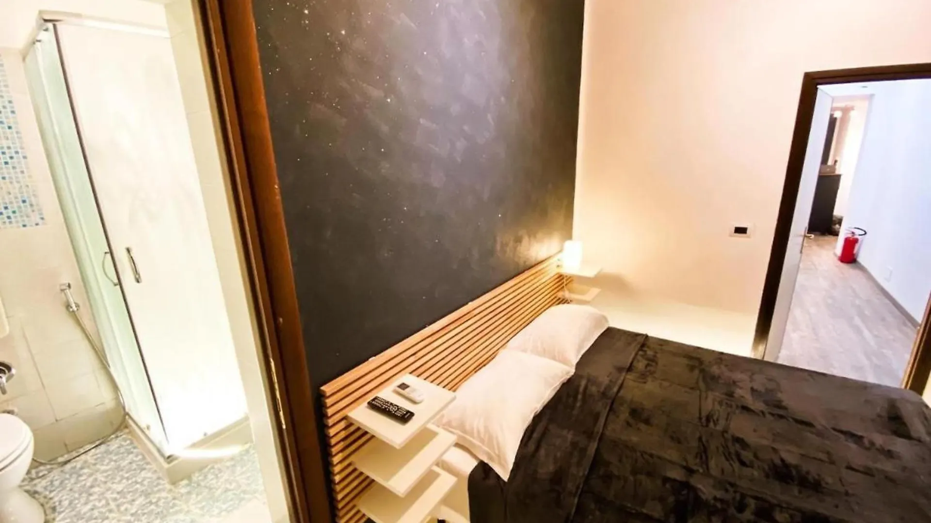 Cialdini 13 Roma Hotel Rome